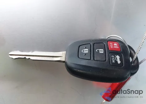 2014 Toyota Corolla S Plus z USA, uszkodzony, nr VIN 2T1BURHE7EC007168